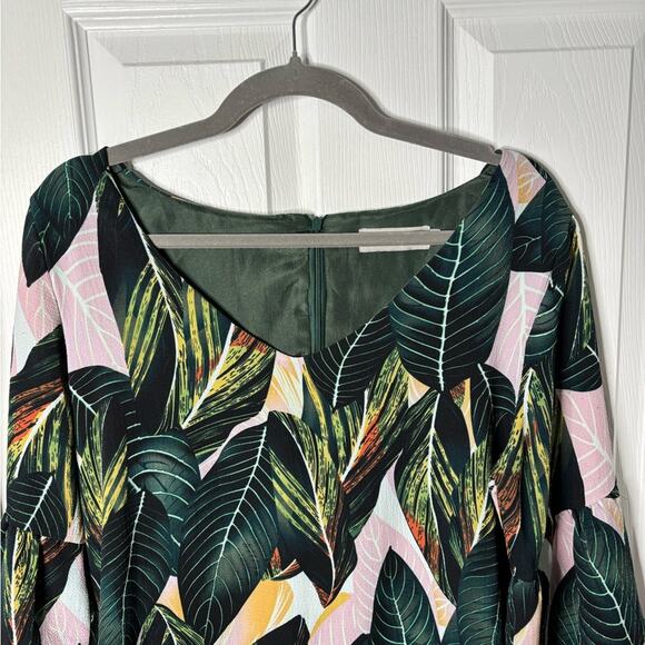 Belongsci Green Tropical Print Dress With V Neckline and Zippered Back Sz Med - Picture 2 of 6